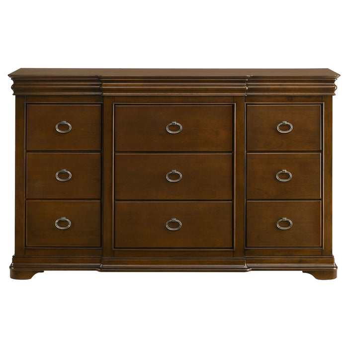 Garland Dresser
