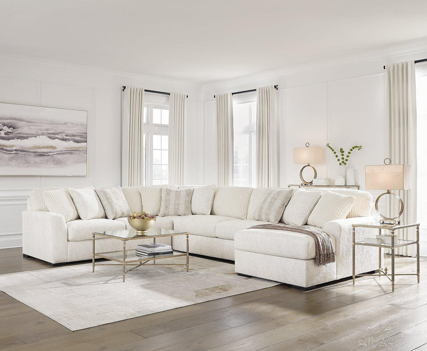 Chessington Sectional with Chaise